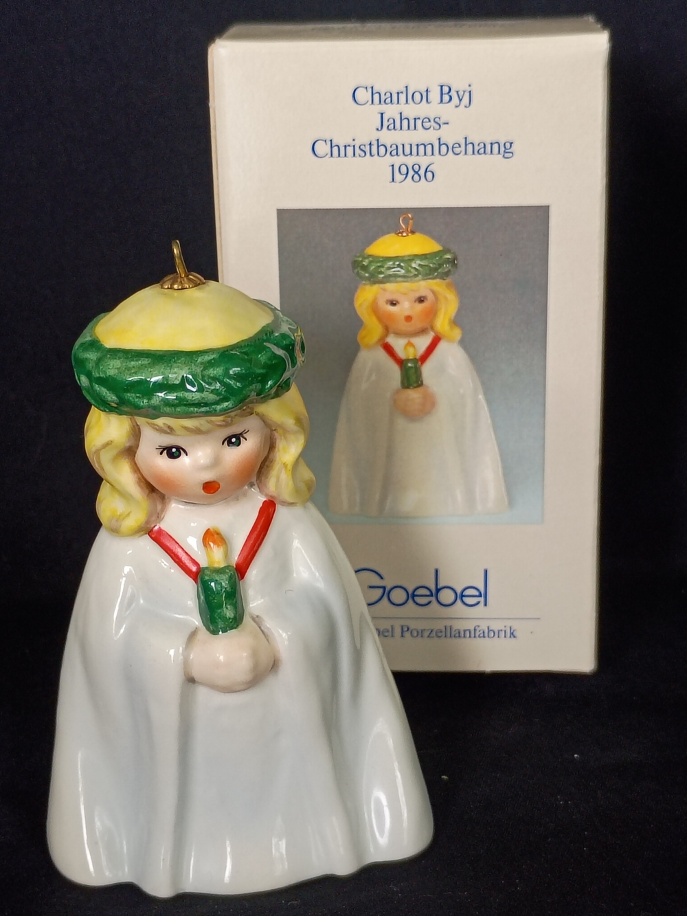 Vtg 1984 Goebel By Charlot Byj Blonde Girl Bell Choir or Church Robe